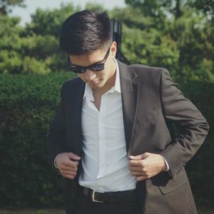 Meet your Posher, Daniel